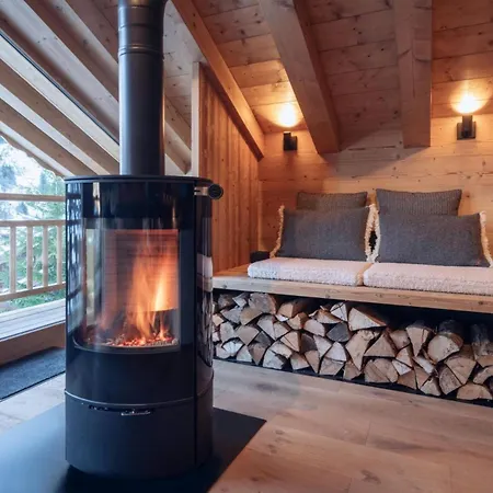 木屋 Retreats The Distinct Luxury Of A Chalet In 格施塔德